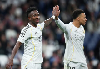 ויניסיוס ג'וניור וקיליאן אמבפה (צילום: Aitor Alcalde)