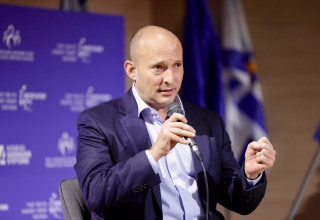 נפתלי בנט (צילום: אלון גלבוע)