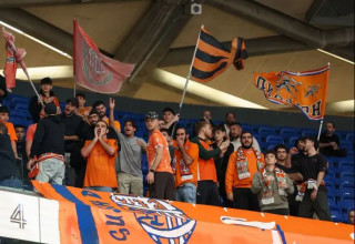 יחזו בניצחון נוסף? אוהדי מכבי ראשון לציון (צילום: דני מרון)