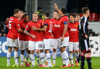 שחקני מנצ'סטר יונייטד חוגגים. 2013 (צילום: GettyImages)