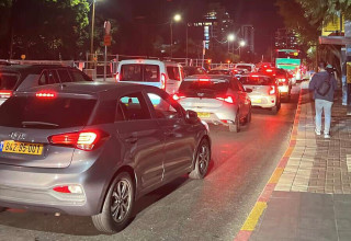 פקקים ברחוב הרצל ברחובות (צילום: ללא)