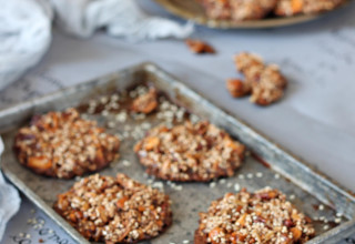 עוגיות פיצוחים של מימי נאמן שייך (צילום: מאפה נאמן סטודיו)