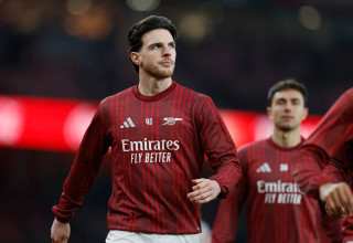 דקלן רייס שחקן ארסנל בחימום (צילום: רויטרס)