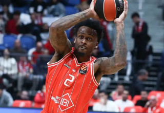 לוח משחקים נוח, לשם שינוי. בלייקני (צילום: דני מרון)