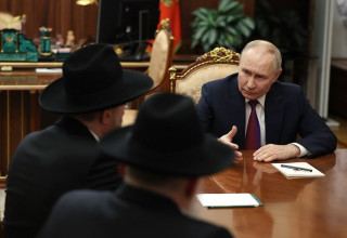 פגישת פוטין והרב הראשי של רוסיה (צילום: לשכת נשיא רוסיה)