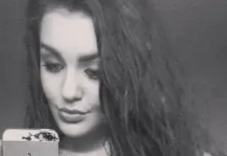 הסוהרת שנתפסה ביחסי מין עם האסיר (צילום: צילום מסך)