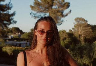 אסטל ברגקאמפ, ארוסתו של ואן דה ביק (צילום: צילום מסך, אינסטגרם)