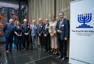 הסכם שותפות אסטרטגי (צילום: Debrasso Magazin)