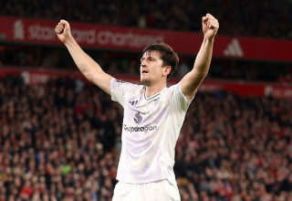 הארי מגווייר חוגג שער ניצחון באנפילד (צילום: Carl Recine / Staff)