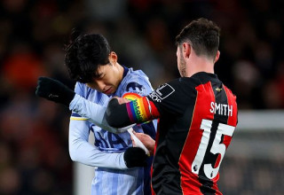 יונג מין סון ואדם סמית' (צילום: Michael Steele)