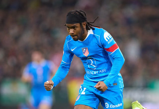 אדמולה לוקמן שחקן אתלטיקו מדריד חוגג שער (צילום: GettyImages, Fran Santiago)