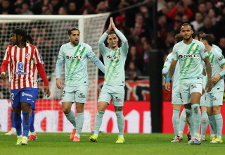 אנטוני שחקן בטיס לאחר שער נגד אתלטיקו מדריד (צילום: רויטרס)