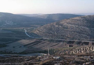 הרי השומרון בסביבת צומת תפוח  (צילום: אלבום פרטי)
