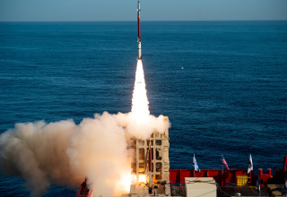 סדרת הניסויים במערכת "קלע דוד" (צילום: אגף דוברות וקשרי ציבור במשרד הביטחון)