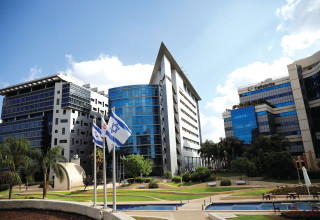 פארק ההייטק בפתח תקווה (צילום: רויטרס)