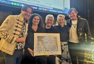 מימין: תומאס מארק, מרי קלאוס, סיון וענת פרג' וקלאוס מארק (צילום: יחצ)