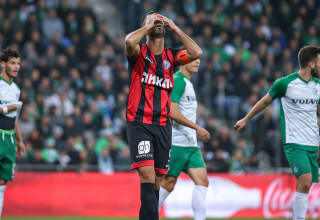 עדן בן בסט (צילום: מאור אלקסלסי)