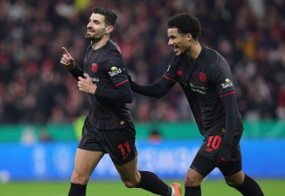 מאליק טילמן חוגג עם מרטין טרייה (צילום: Gettyimages)