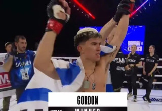 לוחם האגרוף התאילנדי והקיקבוקסינג, אהבת השם גורדון, ניצח את יריבו הטורקי (צילום: צילום מסך, .)
