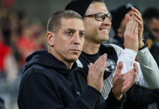 רן קוז'וך מאמן הפועל באר שבע (צילום: קובי אליהו)