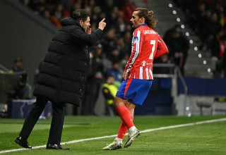 אנטואן גריזמן ודייגו סימאונה (צילום: JAVIER SORIANO)