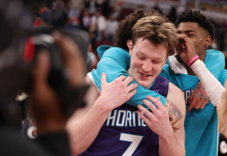 קון קניפל, שארלוט הורנטס (צילום: GettyImages)