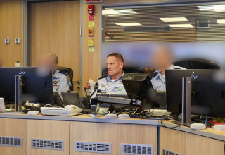 מפקד חיל האוויר, אלוף תומר בר, בבור חיל האוויר במהלך התקיפות (צילום: דובר צה"ל)