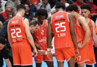 חזרו לעצמם. האדומים (צילום: דני מרון)