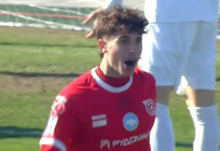 בר לין שחקן קריוובס (צילום: צילום מסך, .)