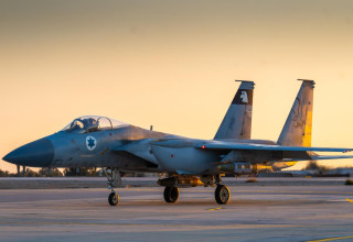 מטוס F-15 של חיל האוויר חוזר מאיראן  (צילום: דובר צהל)