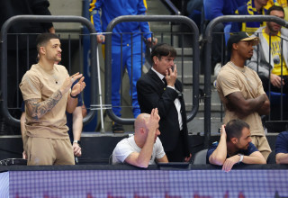 לוני ווקר, איפה לונדברג, שחקני מכבי תל אביב (צילום: אודי ציטיאט)