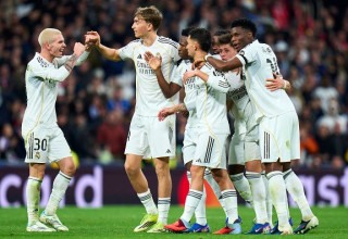 שחקני ריאל מדריד חוגגים (צילום: Diego Souto)