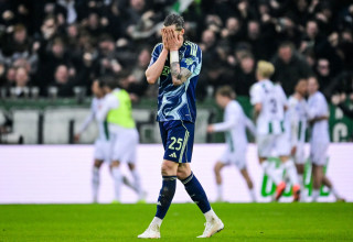 ואוט וחהורסט שחקן אייאקס מאוכזב (צילום: GettyImages, ANP)