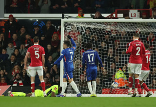 פדרו נטו שחקן צ'לסי חוגג שער עצמי מול רקסהאם (צילום: רויטרס)