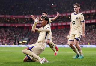 לאמין ימאל חוגג (צילום: Juan Manuel Serrano Arce / Stringer)