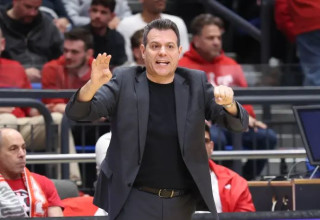 הפצועים חוזרים, המכונה מתחברת. איטודיס (צילום: דני מרון)