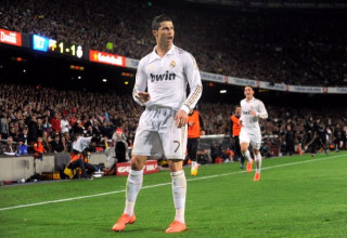 כריסטיאנו רונאלדו במדי ריאל מדריד (צילום: Denis Doyle)