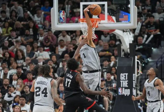 הצגה. וומבי (צילום: רויטרס)