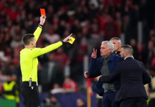 כל בר דעת יכול היה להמר מראש שהוא יורחק. מוריניו (צילום: אימג'בנק  GettyImages, Angel Martinez)