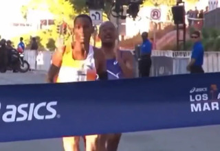 סיום מדהים למרתון לוס אנג'לס (צילום: צילום מסך, מתוך X (לשעבר טוויטר))