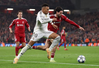 קיליאן אמבפה מול דומיניק סובוסלאי (צילום: Michael Regan / Staff)