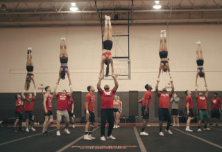 cheer. התוכנית חושפת את האכזריות מאחוריי העידוד התחרותי  (צילום: באדיבות נטפליקס)