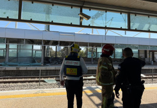 הפגיעה בתחנת הרכבת בחולון (צילום: תיעוד מבצעי מד"א)