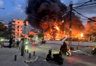 תקיפת תחנת דלק בלבנון (צילום:  Kawnat HAJU / AFP via Getty Images)