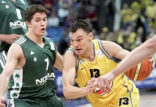 שאראס בפיינל פור 2005 (צילום: אימג'בנק  GettyImages, Mladen Antonov/AFP)