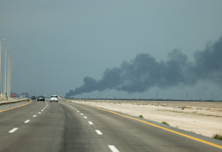 תקיפת מתקני אנרגיה בסעודיה (צילום: REUTERS/Stringer)