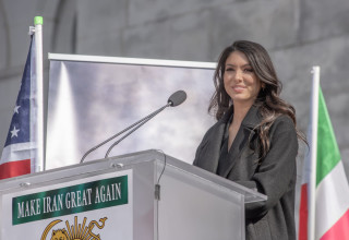 נור פהלווי (צילום: RAMIN BARZEGAR)