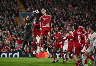 שחקני ליברפול (צילום: PAUL ELLIS)