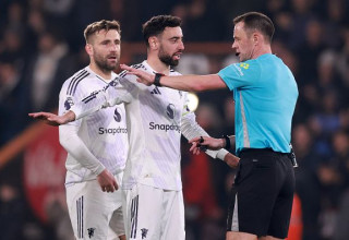 ברונו פרננדש בויכוח עם השופט (צילום: Catherine Ivill - AMA)