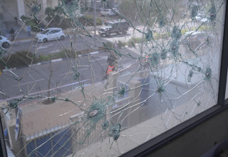 גן הילדים שנפגע בראשון לציון מפגיעת טיל איראני  (צילום: אבשלום ששוני)